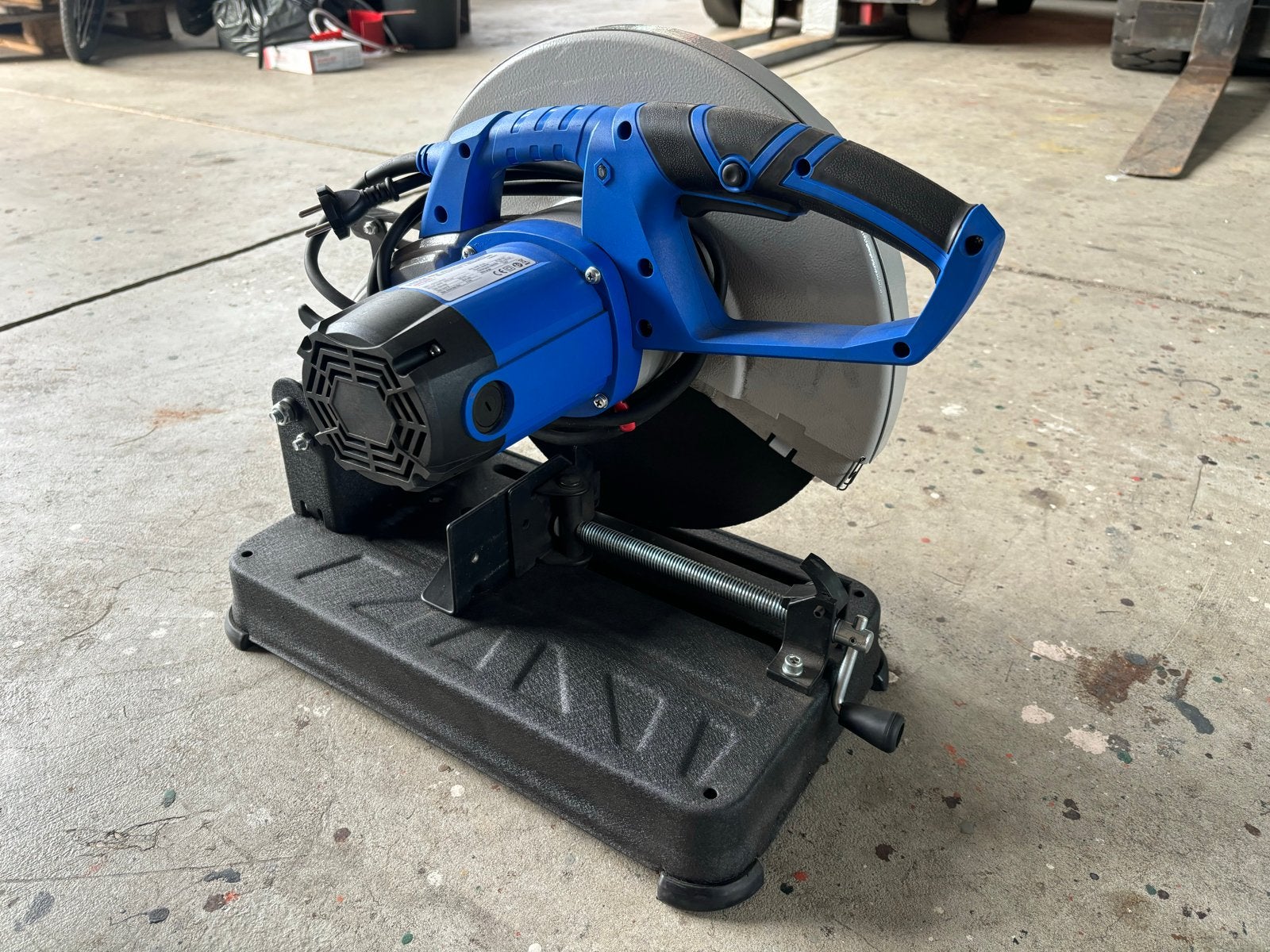 Metaalafkortzaag / Drycutter 2600W, Doe-het-zelf en Verbouw, 70 mm of meer, Ophalen of Verzenden, Zo goed als nieuw, Afkortzaag