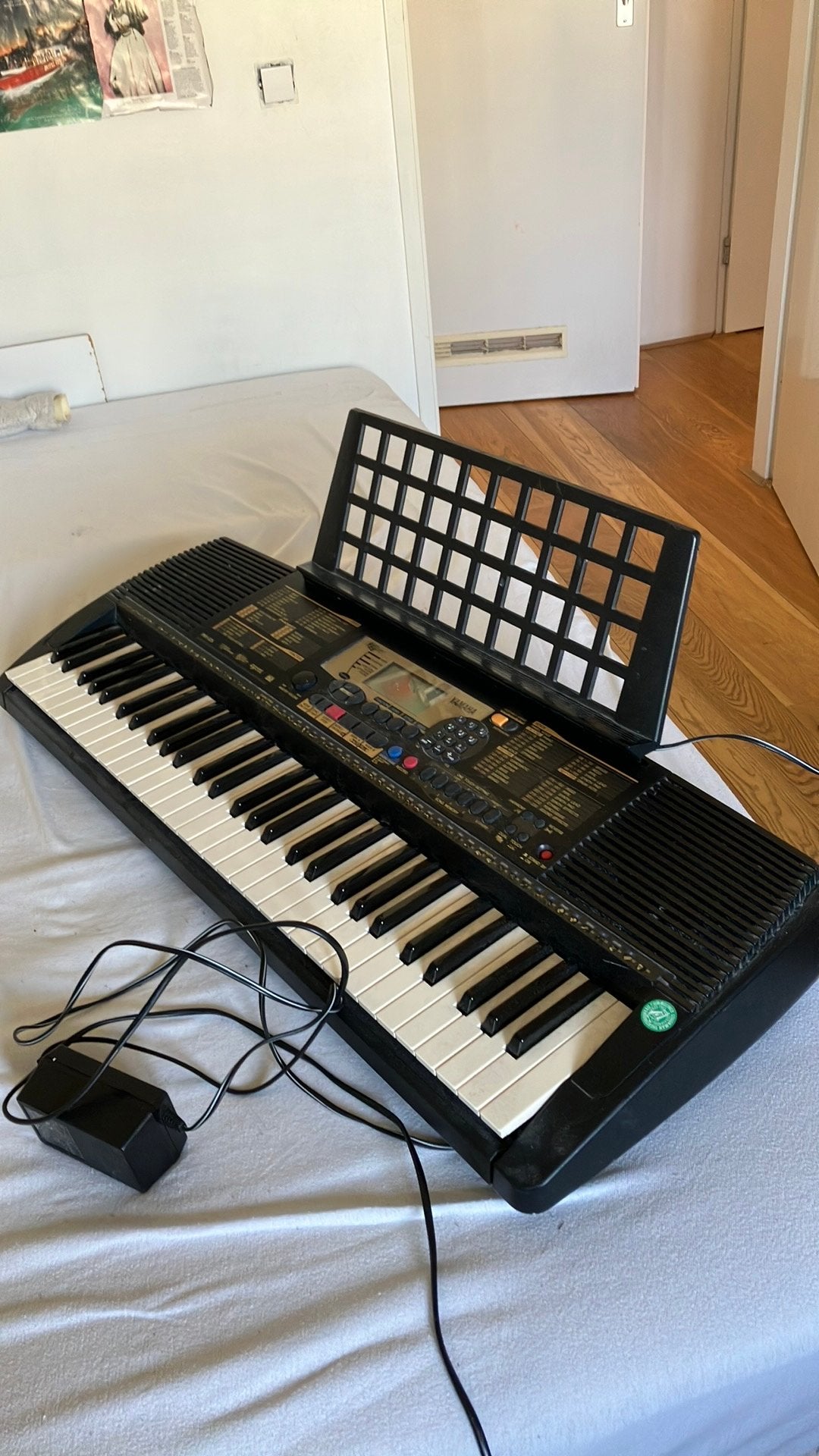 Yamaha PSR 225, Ophalen, Zo goed als nieuw, 61 toetsen, Yamaha