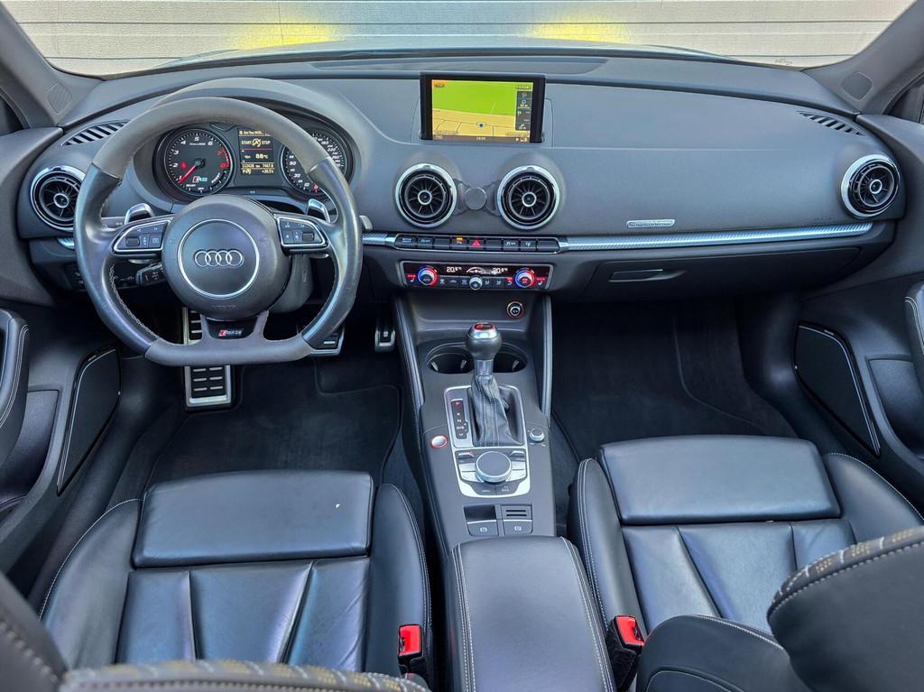 AUDI RS3 2.5|STAGE 1|400 PK |PANO|CAMERA|B&O|LED, Automaat, Gebruikt, RS3, 367 pk