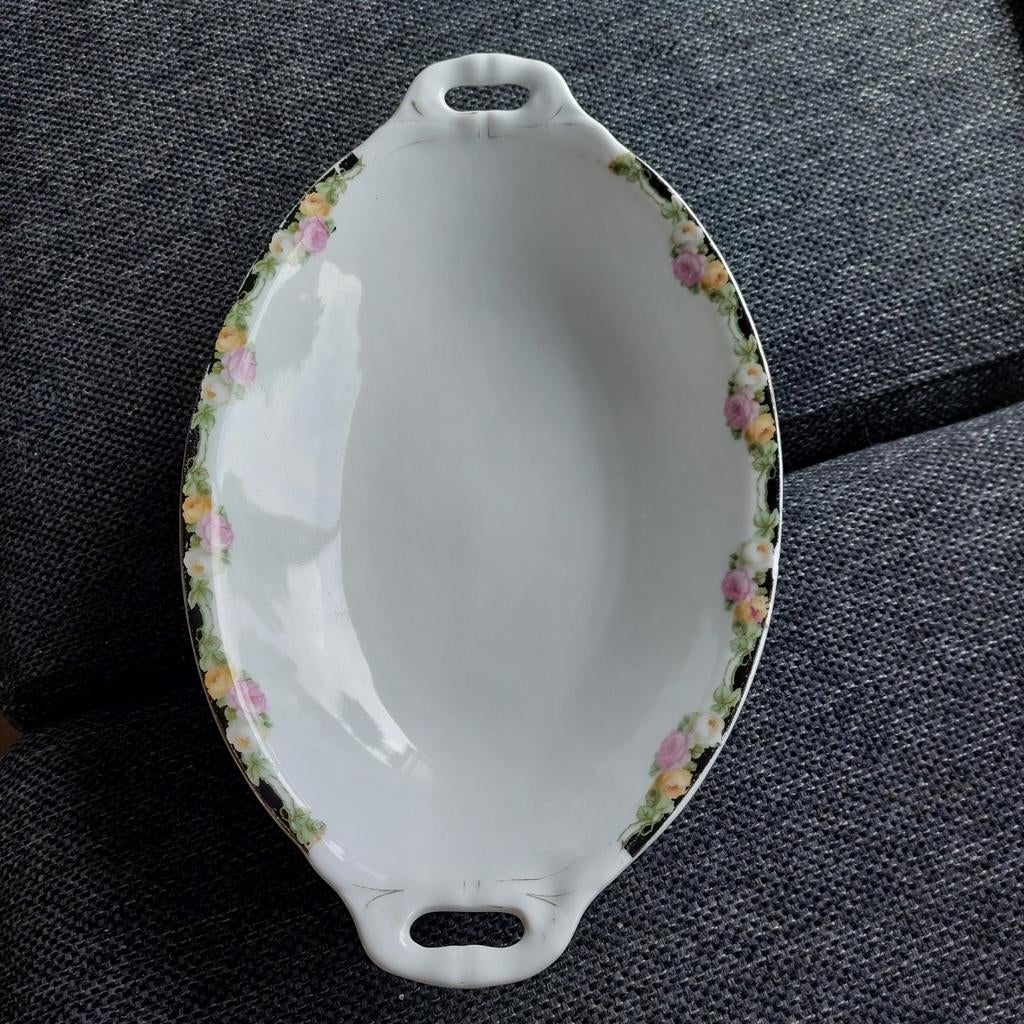 Antieke porseleinen schaal met rozen decoratie, Ophalen of Verzenden