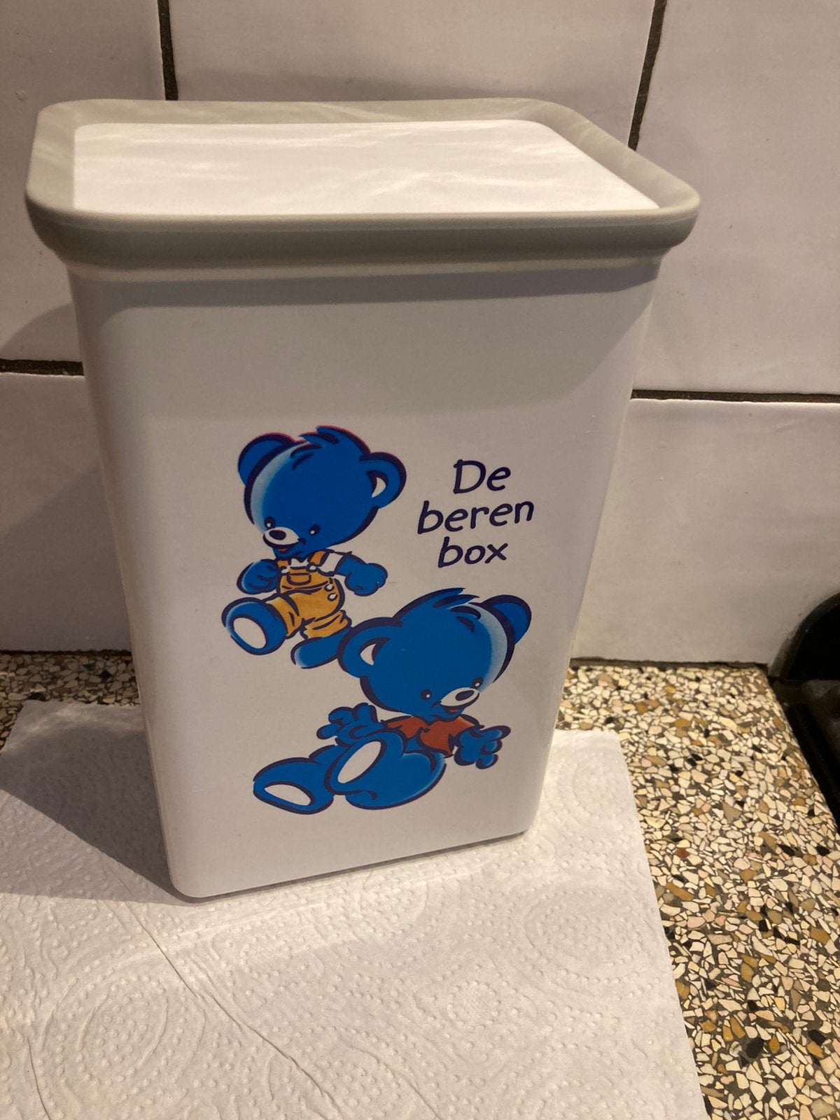 Bewaarbox nestle, Ophalen of Verzenden, Zo goed als nieuw, Overige typen
