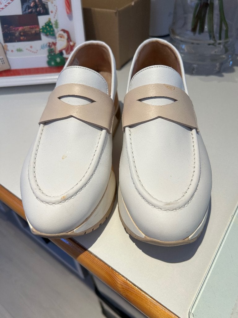 Mooie loafers van Robert d’Angelo, Ophalen of Verzenden, Zo goed als nieuw, Wit, Instappers