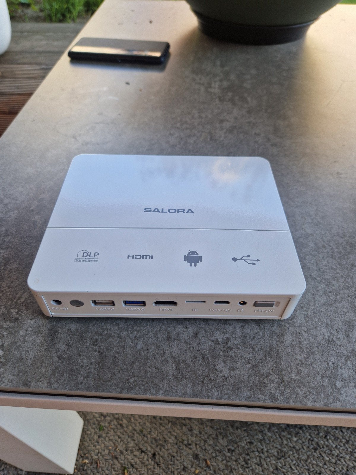 Salora DBS350 DLP Mini Smart Projector Android Beamer, Ophalen, Salora, Zo goed als nieuw, DLP