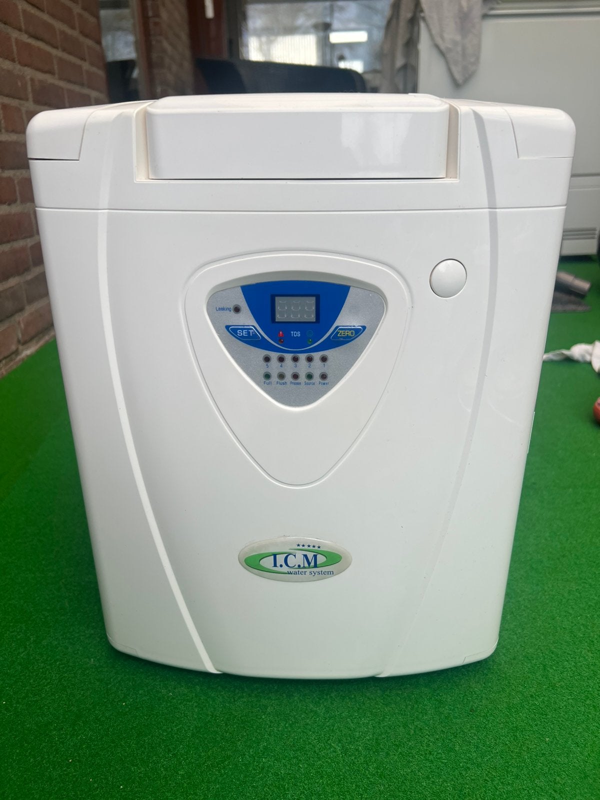 T.C.M. Water System Waterontharder met filters, Ophalen of Verzenden, Gebruikt, Waterontharder met zout