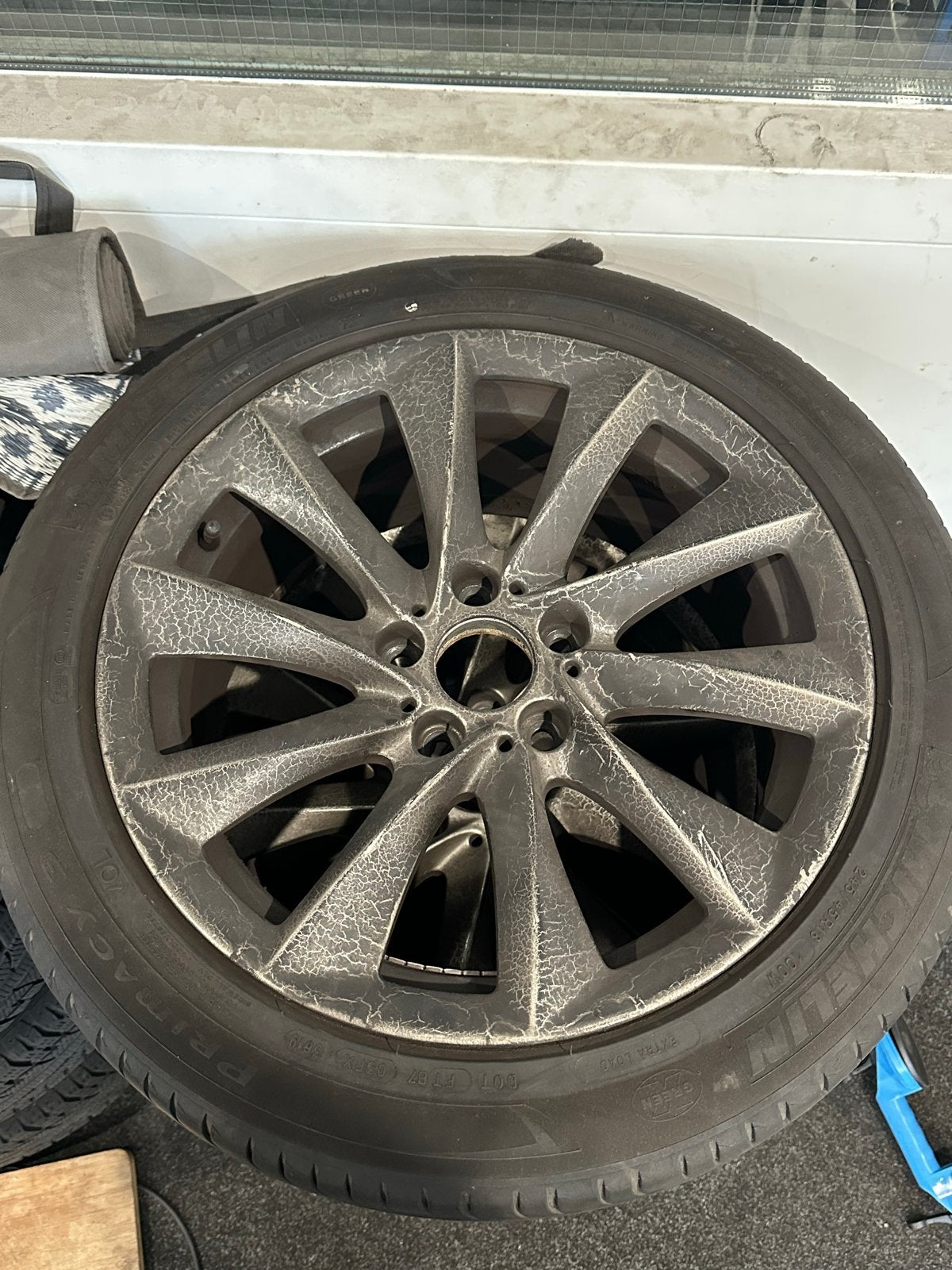 Gebruikte Michelin banden en velgen - 225/45 R18, Ophalen of Verzenden, Gebruikt