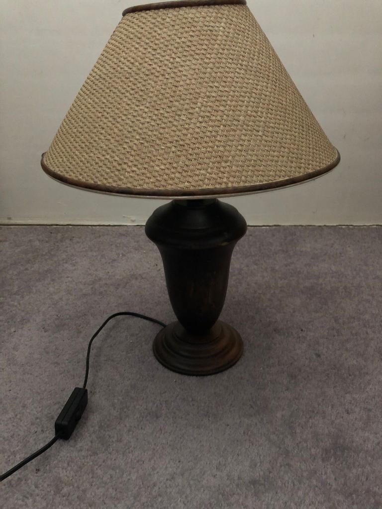 Vintage Tafellamp met rieten kap, Ophalen, Zo goed als nieuw, Hout, 50 tot 75 cm