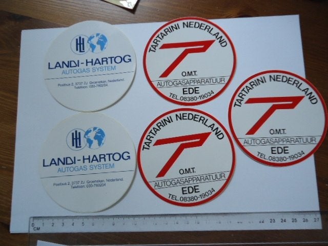 sticker oud TARTARINI Nederland OMT autogas ede lpg auto, Verzamelen, Stickers, Verzenden, Zo goed als nieuw, Bedrijf of Vereniging