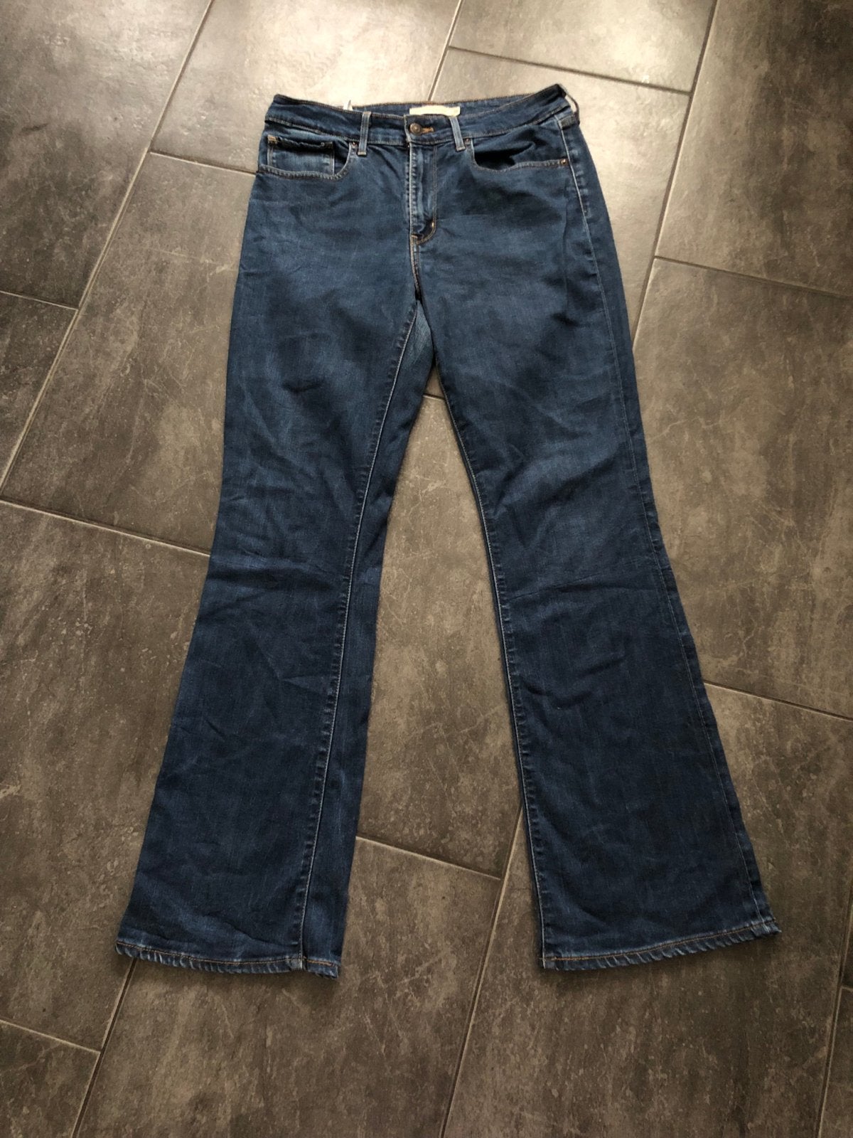 Levi's 725 High Rise Bootcut Jeans - Zo goed als nieuw, Ophalen of Verzenden, Zo goed als nieuw, Blauw, W30 - W32 (confectie 38/40)