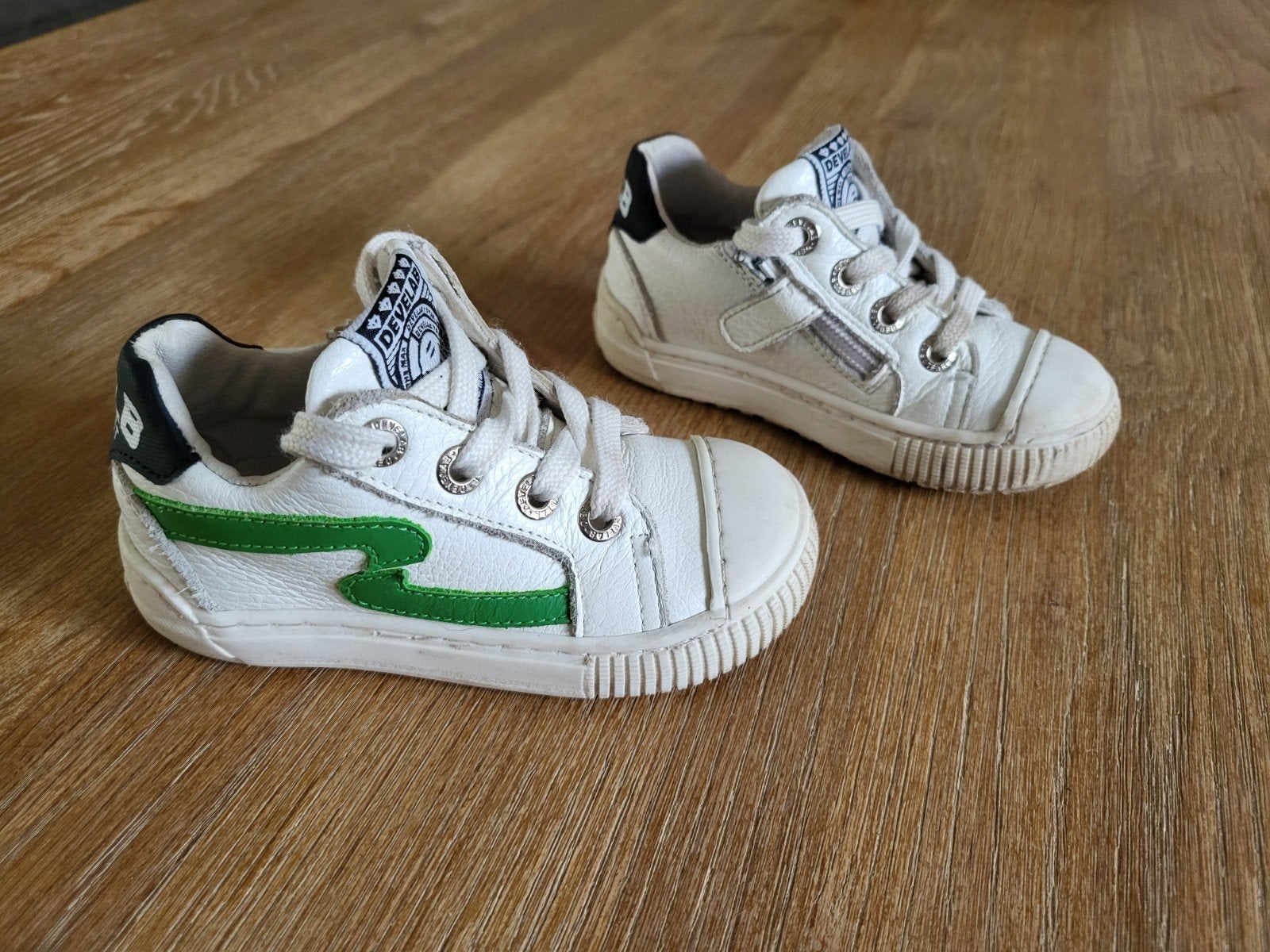 Develab lederen sneakers maat 23 - zeer goede staat!, Kinderen en Baby's, Kinderkleding | Schoenen en Sokken, Develab, Jongen of Meisje
