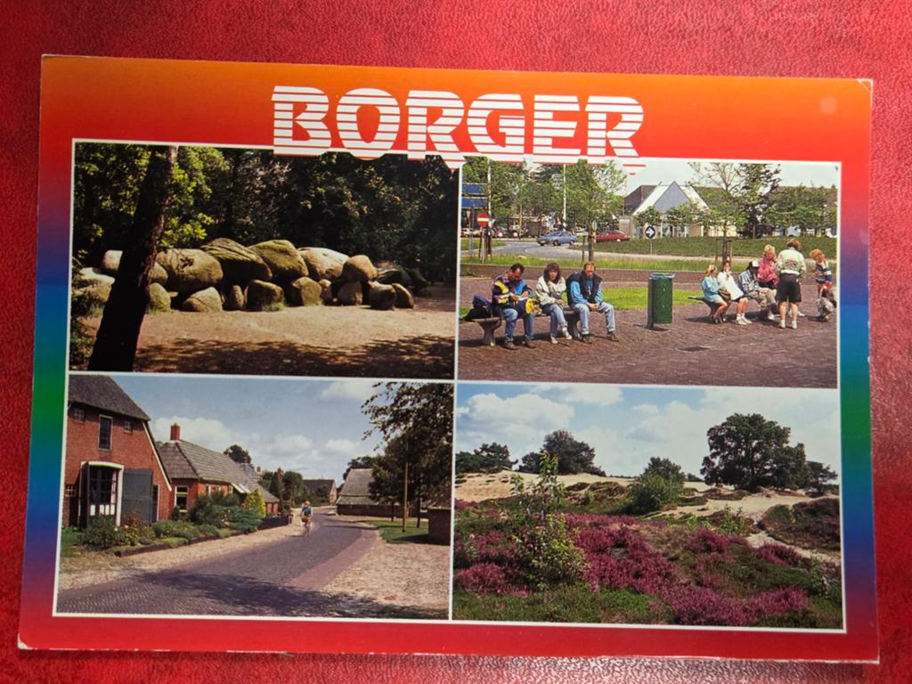 Borger bij Gasselte 4-luik met Hunebed, Verzamelen, Ansichtkaarten | Nederland, Ophalen of Verzenden, 1940 tot 1960