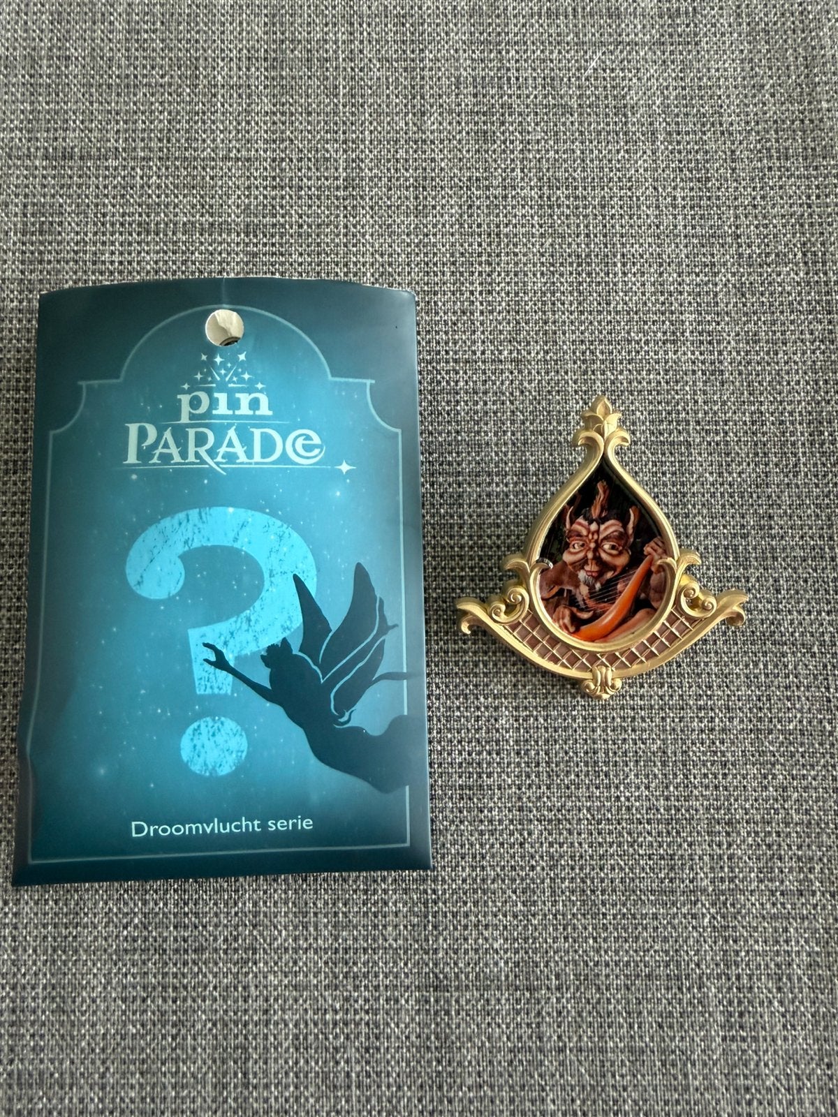 Efteling Droomvlucht Mysterie Pin (Trol met harp ), Verzamelen, Ophalen of Verzenden, Nieuw, Button of Speldje