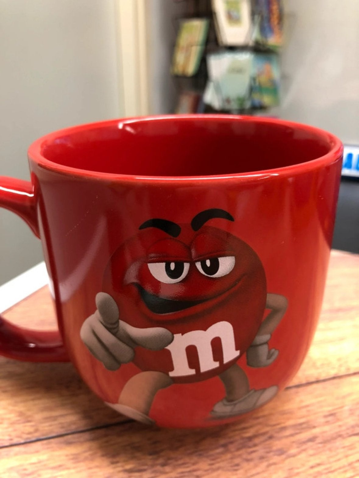 Nieuwe M&M's mokken - Diverse kleuren en teksten (2018), Overige typen, Nieuw, Ophalen of Verzenden, Steen/keramiek