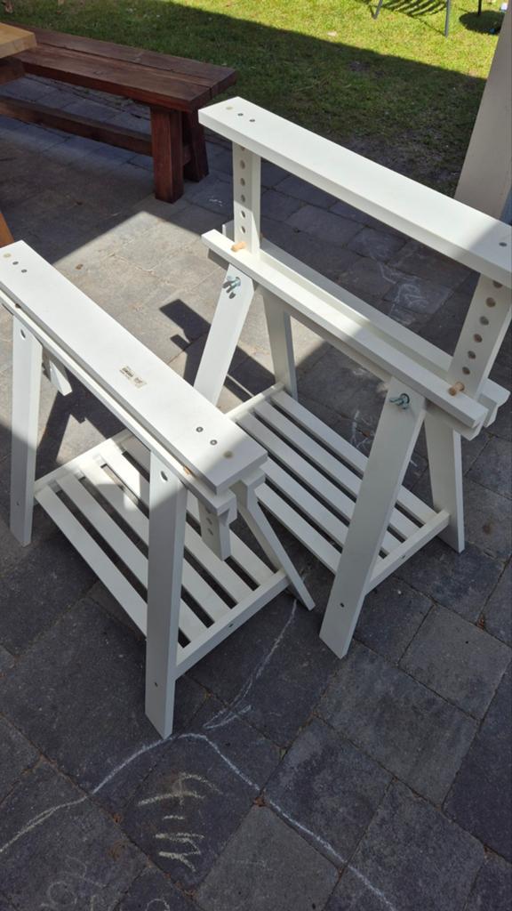 2x IKEA MITTBACK schragen wit - Verstelbaar en stevig, Ophalen, Gebruikt