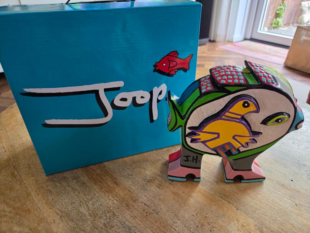Unieke Joop Hansen sculptuur: Vis met koe en vogel, Antiek en Kunst, Overige onderwerpen, Minder dan 20 cm, Handgemaakt, Ophalen of Verzenden