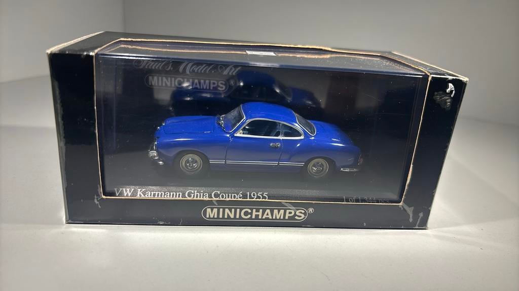 Volkswagen karmann ghia coupe bleu minichamps 1.43, Auto, Ophalen of Verzenden, MiniChamps, A