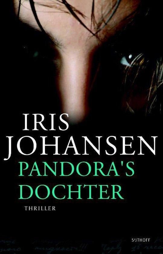 Iris Johansen - Pandora's dochter + De opdracht, Ophalen of Verzenden, Zo goed als nieuw