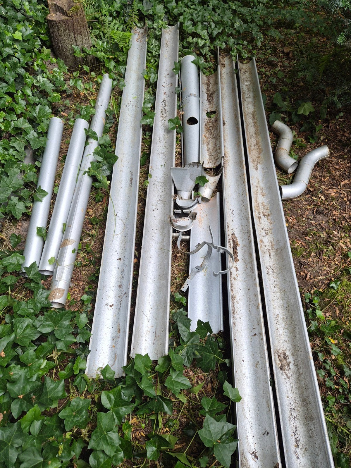 Diverse dakgoten en afvoerbuizen - Gebruikt, Doe-het-zelf en Verbouw, Buizen en Afvoer, Ophalen, Gebruikt, 2 tot 4 meter, Aluminium