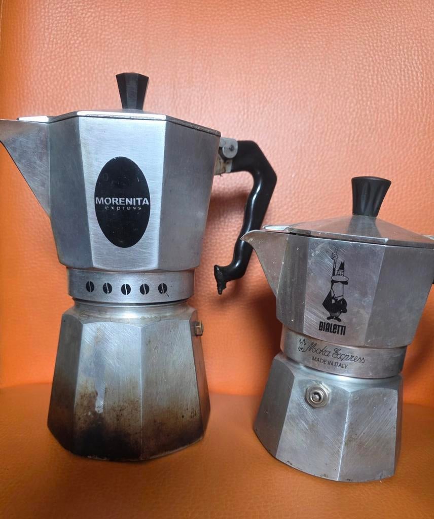 Set van 2 Moka Express koffiepotten (Bialetti & Morenita), Ophalen, Gebruikt, Koffiemachine, Gemalen koffie