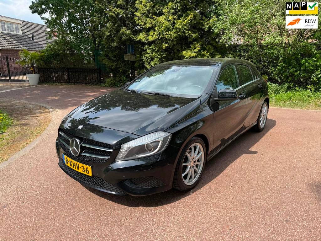 Mercedes-Benz A-klasse 180 CDI Edition Navigatie / Airco / L, Auto's, Mercedes-Benz, Voorwielaandrijving, Euro 5, 28 km/l, Gebruikt