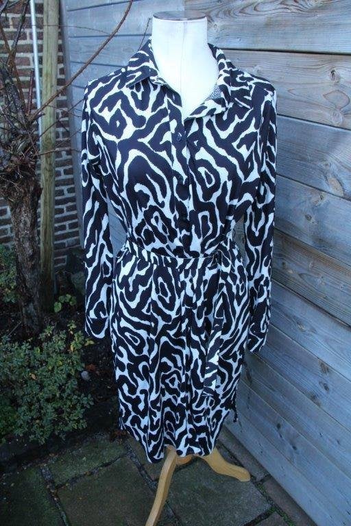 Doorknoopjurk zwart/ bruin Lizzy & Coco mt M Vaste prijs, Kleding | Dames, Maat 38/40 (M), Zwart, Ophalen of Verzenden, Knielengte