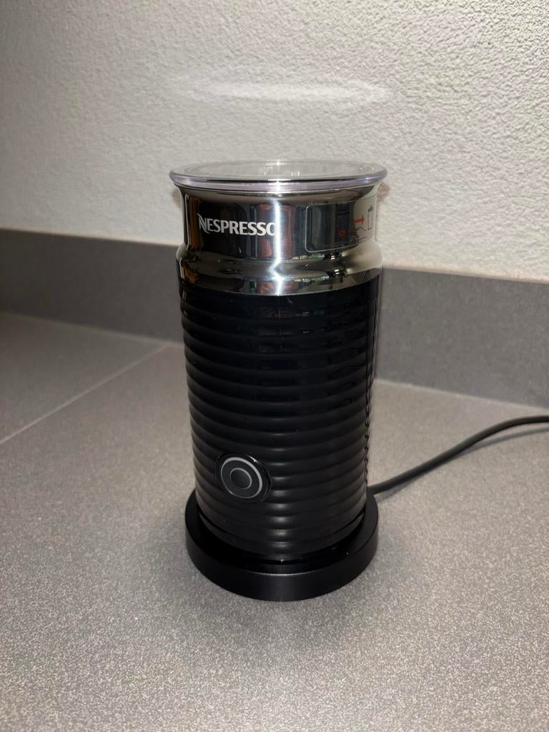 Nespresso Aeroccino 3 Melkopschuimer - Perfect Melkschuim, Ophalen of Verzenden, Zo goed als nieuw, Elektrische melkopschuimer
