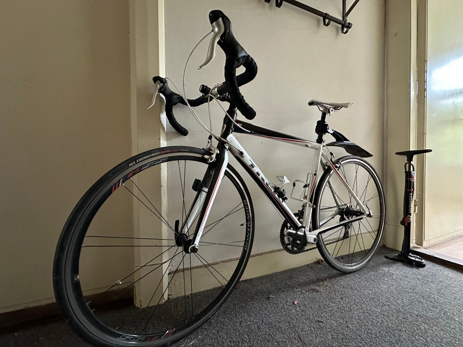 Racefiets | Trek 1.5, Gebruikt, 10 tot 15 versnellingen, Velgrem, Ophalen