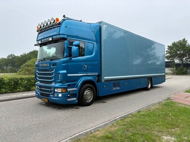 Scania R500 V8 eventueel met aanhanger, Achterwielaandrijving, Zwart, Scania, Blauw