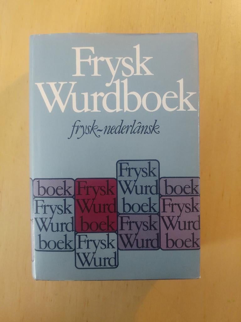 Frysk Wurdboek deel 1: Frysk-Nederlansk (Fries/Nederlands), Overige uitgevers, Ophalen of Verzenden, Zo goed als nieuw, Overige talen