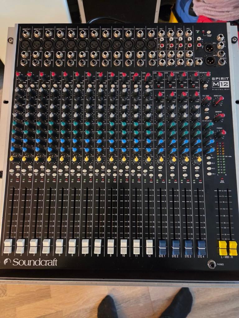 Soundcraft Spirit M12 Mengtafel - Professionele Mixer, Muziek en Instrumenten, Mengpanelen, Ophalen of Verzenden
