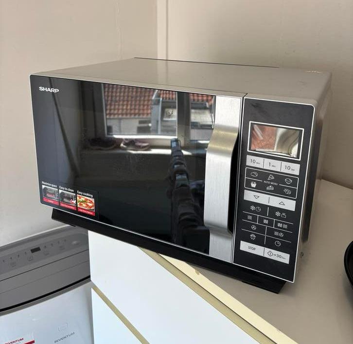 Sharp Combimagnetron Oven - Zilver/Zwart, Ophalen, Combimagnetron, Grill, Zo goed als nieuw