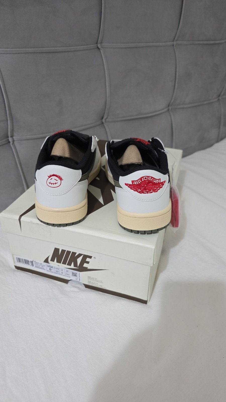 Nike x Travis Scott Olive Green, Ophalen of Verzenden, Nieuw, Nike Air Jordan