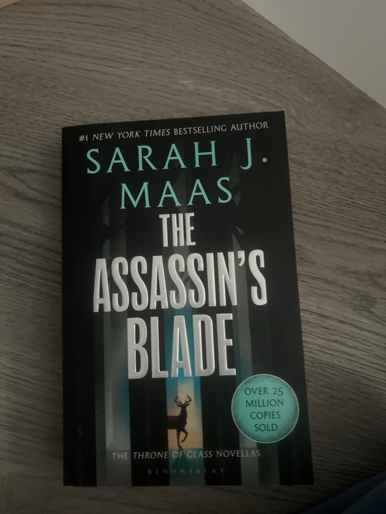 The Assassin's Blade - Sarah J. Maas (Throne of Glass), Boeken, Fantasy, Gelezen, Ophalen of Verzenden