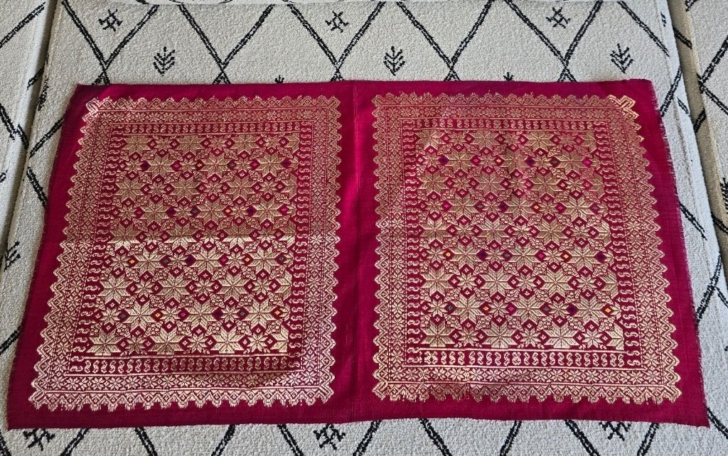 Vintage Indonesisch doek rood goud songket stijl gouddraad, Overige materialen, Nieuw, Ophalen of Verzenden, 30 tot 120 cm