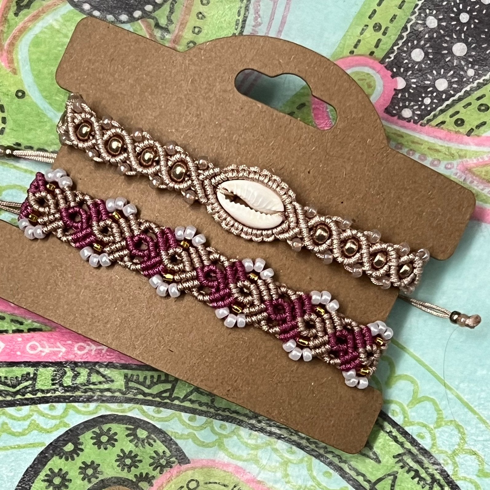 Macramé armbanden beige-paars, Ophalen of Verzenden, Zo goed als nieuw