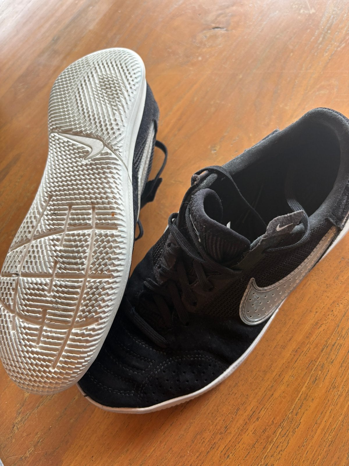 Gymschoen Nike Street Gato maat 36,5, Ophalen, Zo goed als nieuw