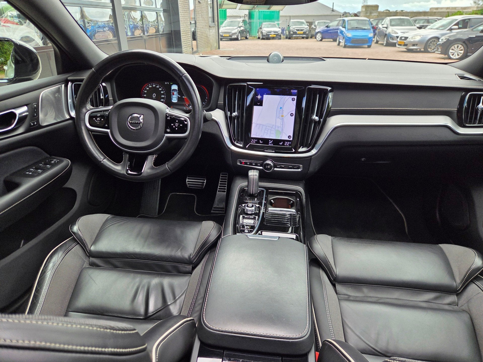 Volvo S60 2.0 Recharge T6 AWD R-Design | Panodak | B&W, Auto's, Volvo, Automaat, Gebruikt, Euro 6, 4 cilinders