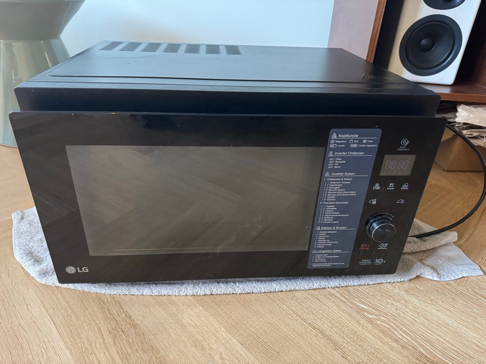 LG MJ3965BPS Smart Inverter Combimagnetron, Ophalen, Combimagnetron, Gebruikt, Grill