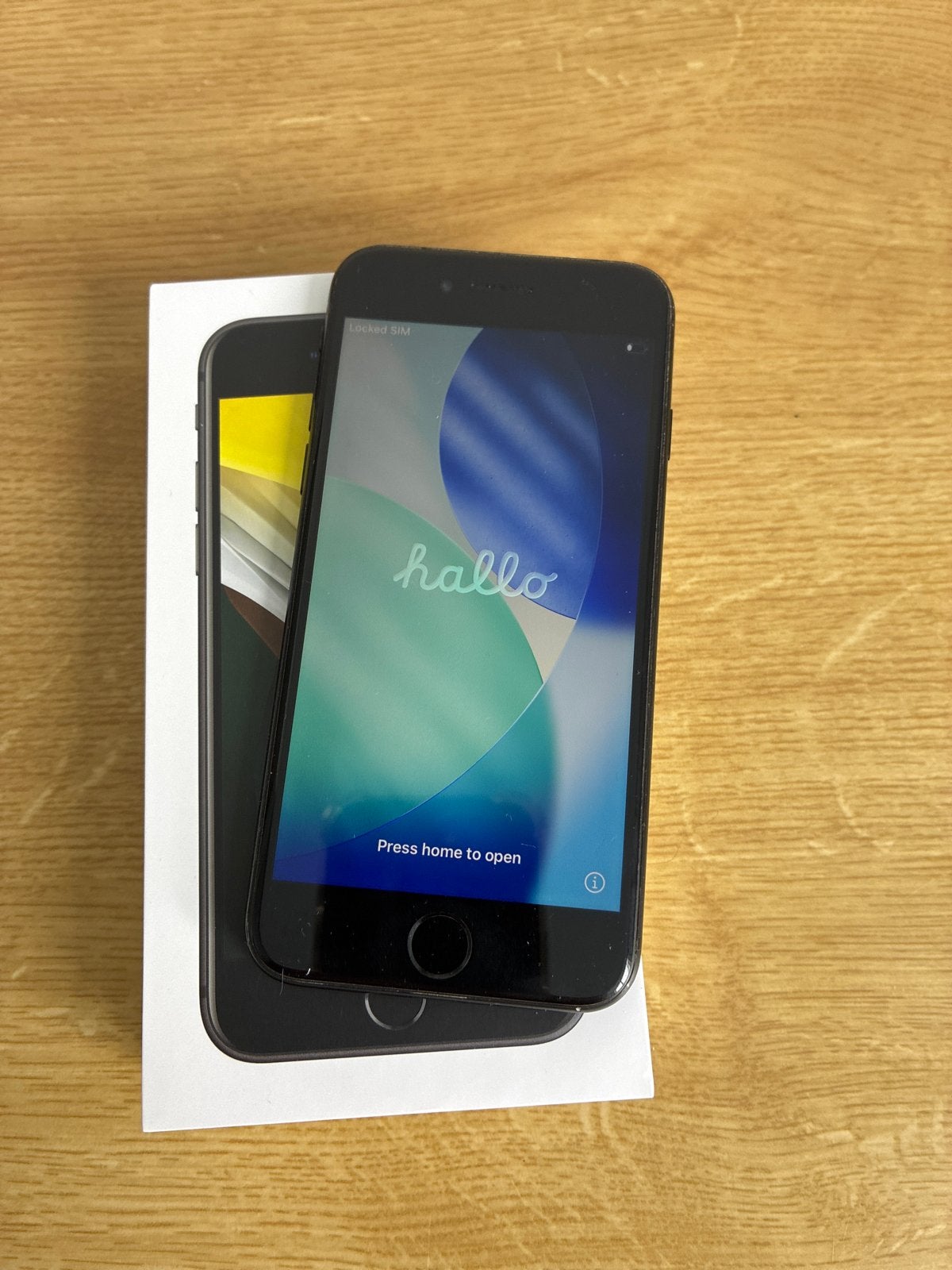 Apple iPhone SE (2020) 64GB Zwart - Zo goed als nieuw, Telecommunicatie, Mobiele telefoons | Apple iPhone, Ophalen, Zwart, Zo goed als nieuw
