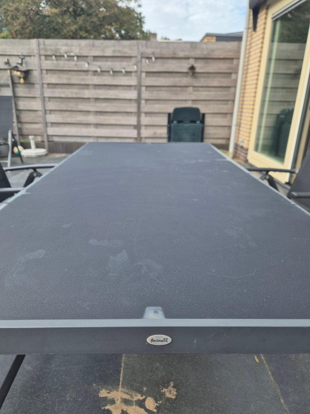 Foto 3 van gratis tuintafel met stoelen