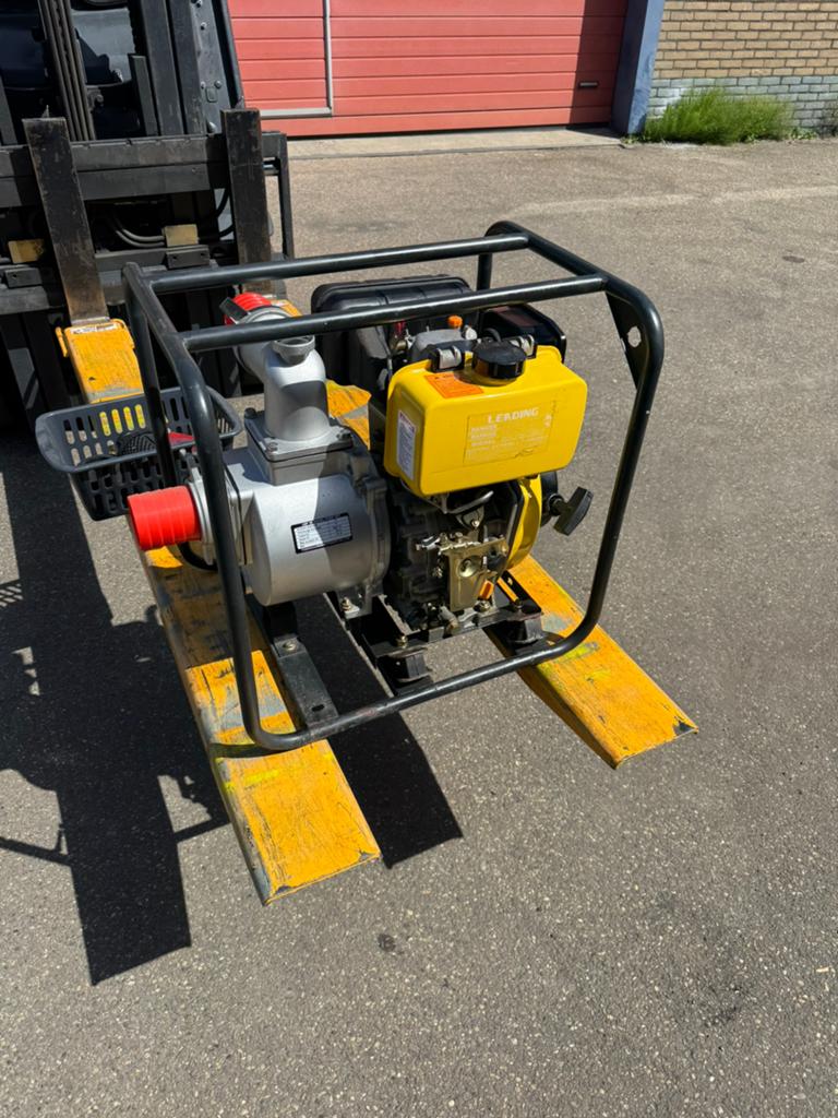 Diesel waterpomp Nieuw, Ophalen, Leading, Nieuw, Leading