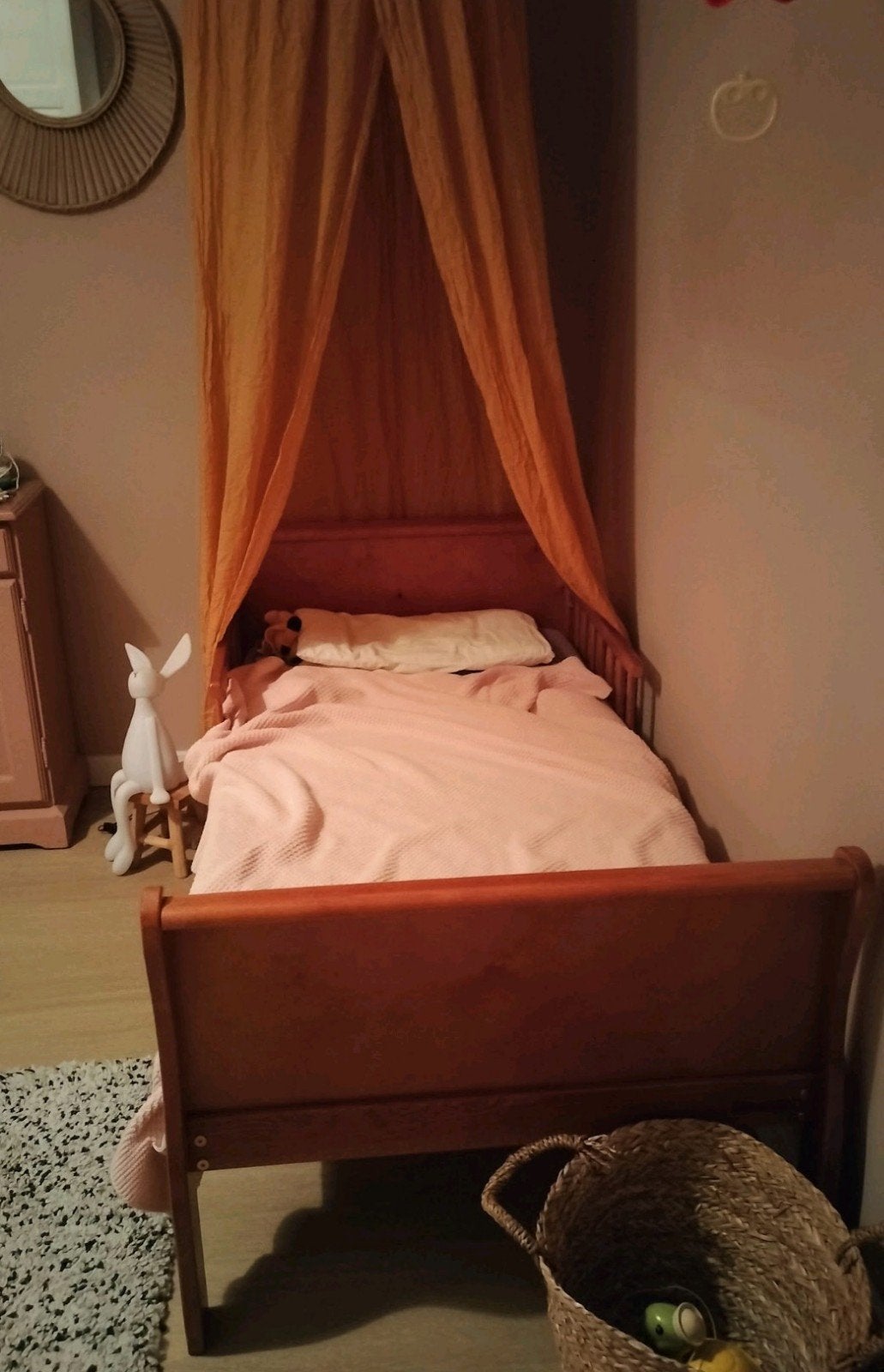 Woodies Noble Junior bed 70x140cm walnoot, Ophalen, 70 tot 85 cm, 140 tot 160 cm, Zo goed als nieuw