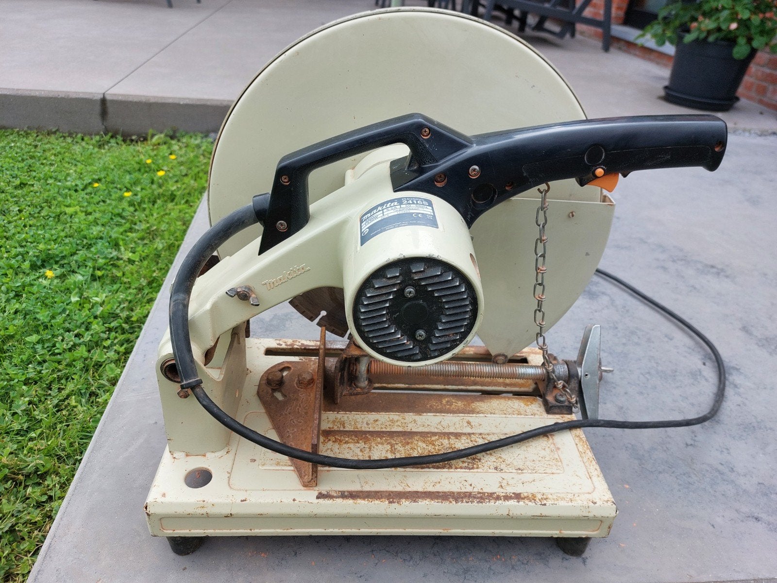 Steenzaagmachine Makita Clipper 405mm, Doe-het-zelf en Verbouw, Gereedschap | Zaagmachines, Ophalen, Gebruikt, Decoupeerzaag, 30 tot 70 mm