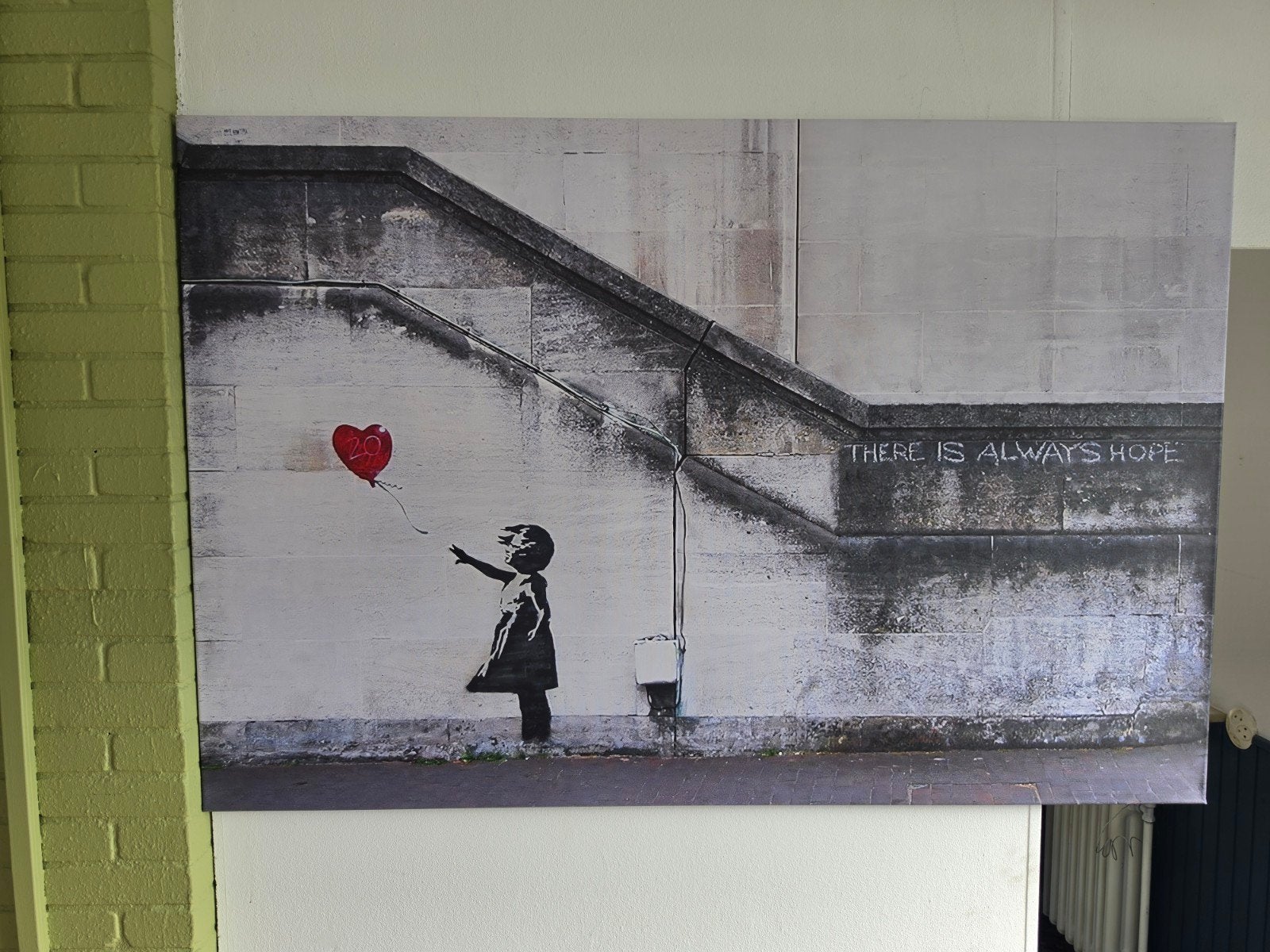 Banksy 'Girl with Balloon' canvas schilderij, Figuren, Op houten frame, Ophalen of Verzenden, Print