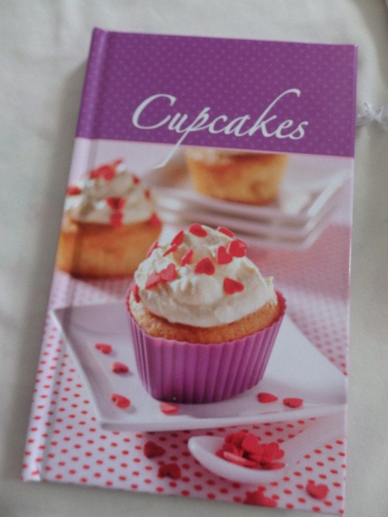 Cupcakes, Ophalen of Verzenden, Zo goed als nieuw, Cupcakes, Boek of Tijdschrift