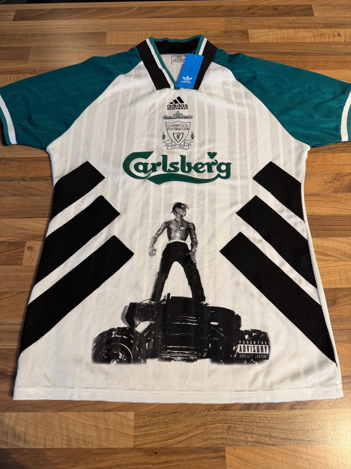 Liverpool FC x Travis Scott Adidas Equipment Shirt, Maat M, Ophalen of Verzenden, Nieuw, Shirt