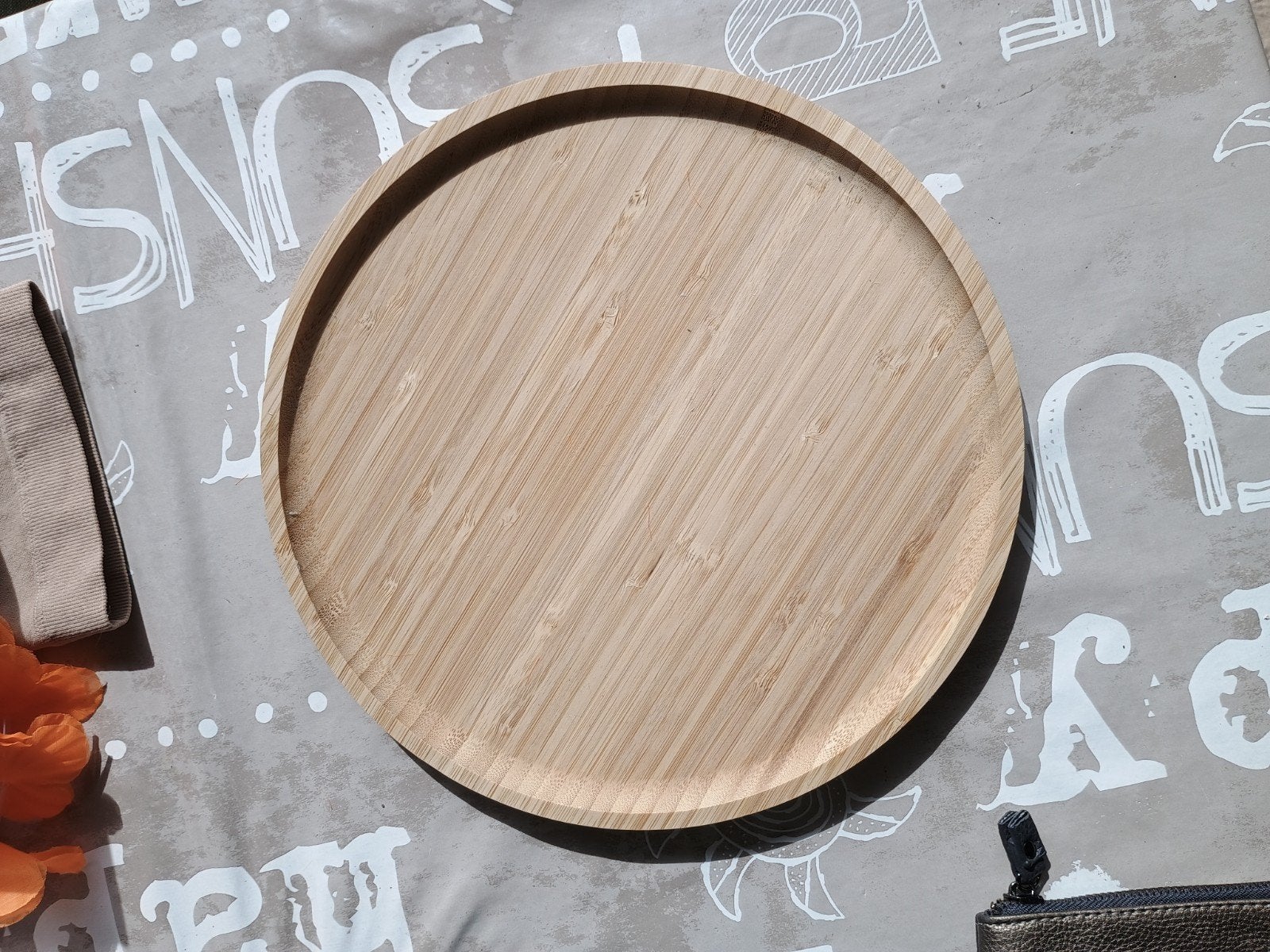 Rond bamboe dienblad - Serveerplank, Met opstaande rand, Rond, Ophalen of Verzenden, Zo goed als nieuw