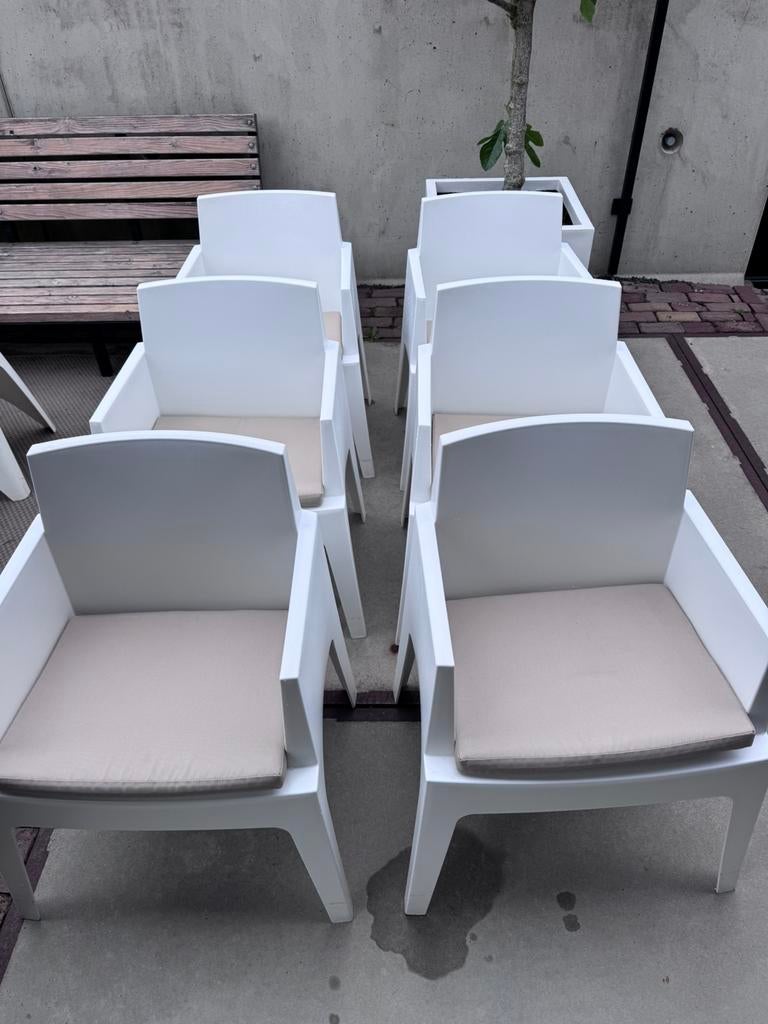 6 witte vierkante tuinstoelen ( model philippe starck), Ophalen, Gebruikt, Kunststof, Stapelbaar