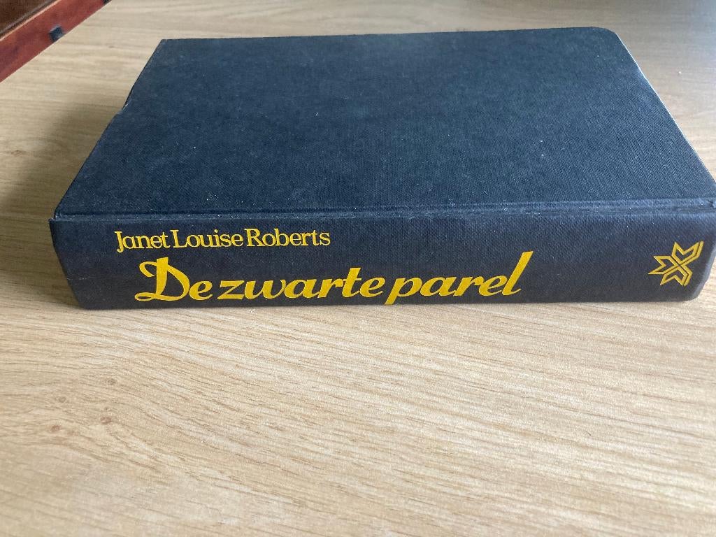 Boek Janet Louise Roberts, Boeken, Ophalen of Verzenden, Gelezen