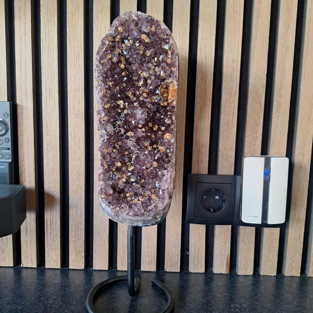 Prachtige Amethist Geode met Gele Calciet Insluitsels, Ophalen of Verzenden, Zo goed als nieuw