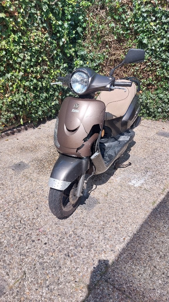 SYM Fiddle II 50S Schade scooter, Fietsen en Brommers, Scooters | SYM, Ophalen, Gebruikt, Maximaal 45 km/u, Benzine